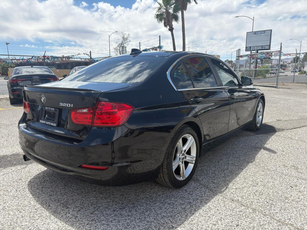 2015 BMW 3 Series Image 6