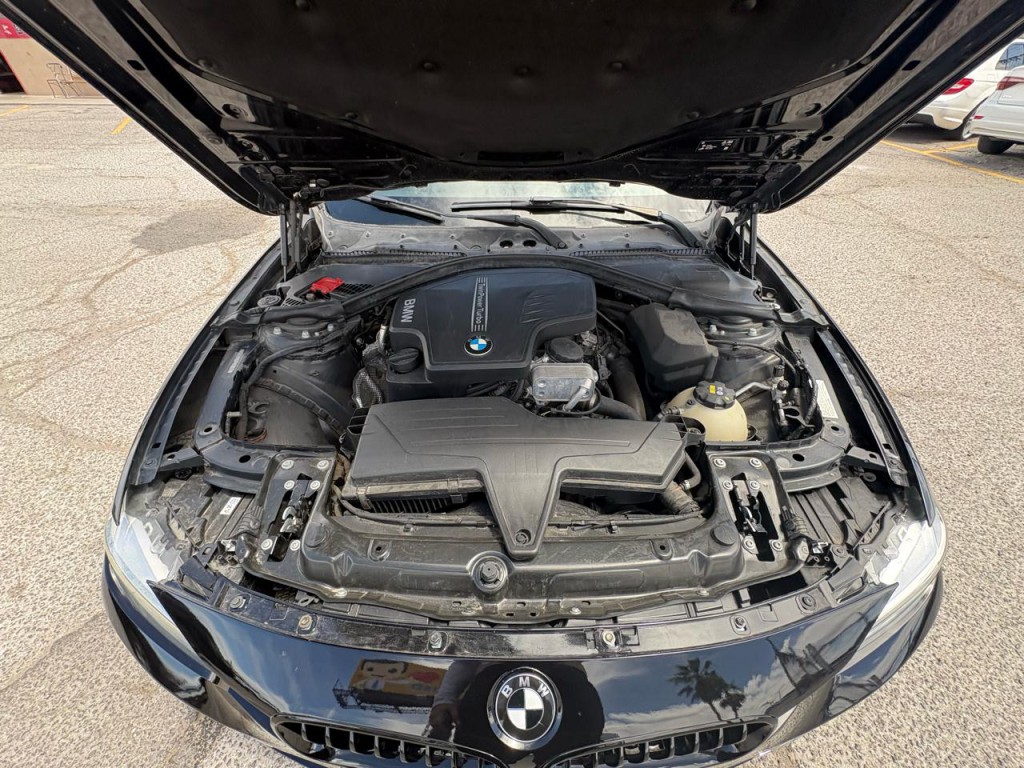 2015 BMW 3 Series Image 28