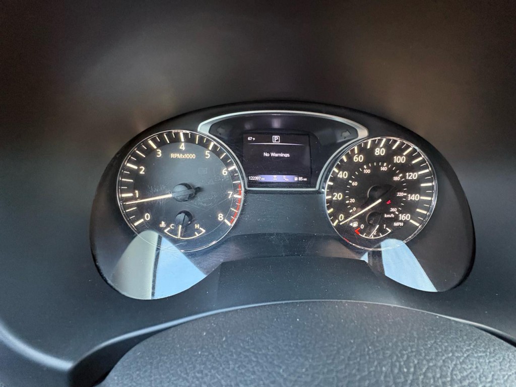 2017 Nissan Altima Image 14