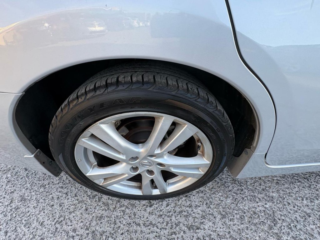 2017 Nissan Altima Image 33