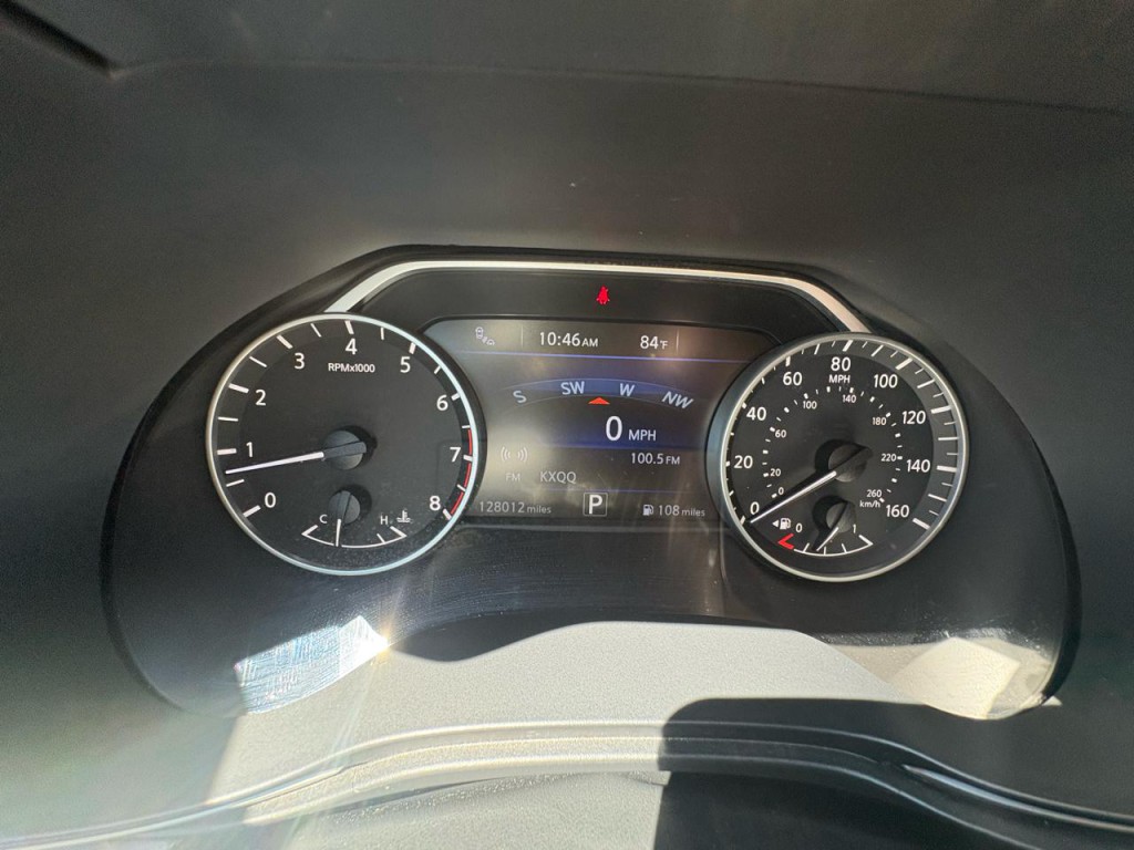 2016 Nissan Maxima Image 19