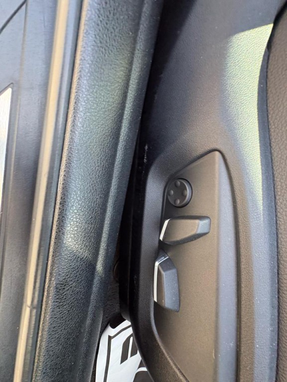 2014 BMW 5 Series Image 38