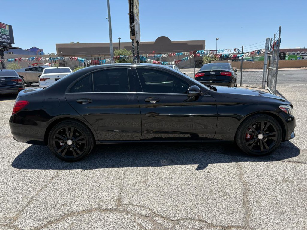 2017 Mercedes-Benz C-Class Image 7