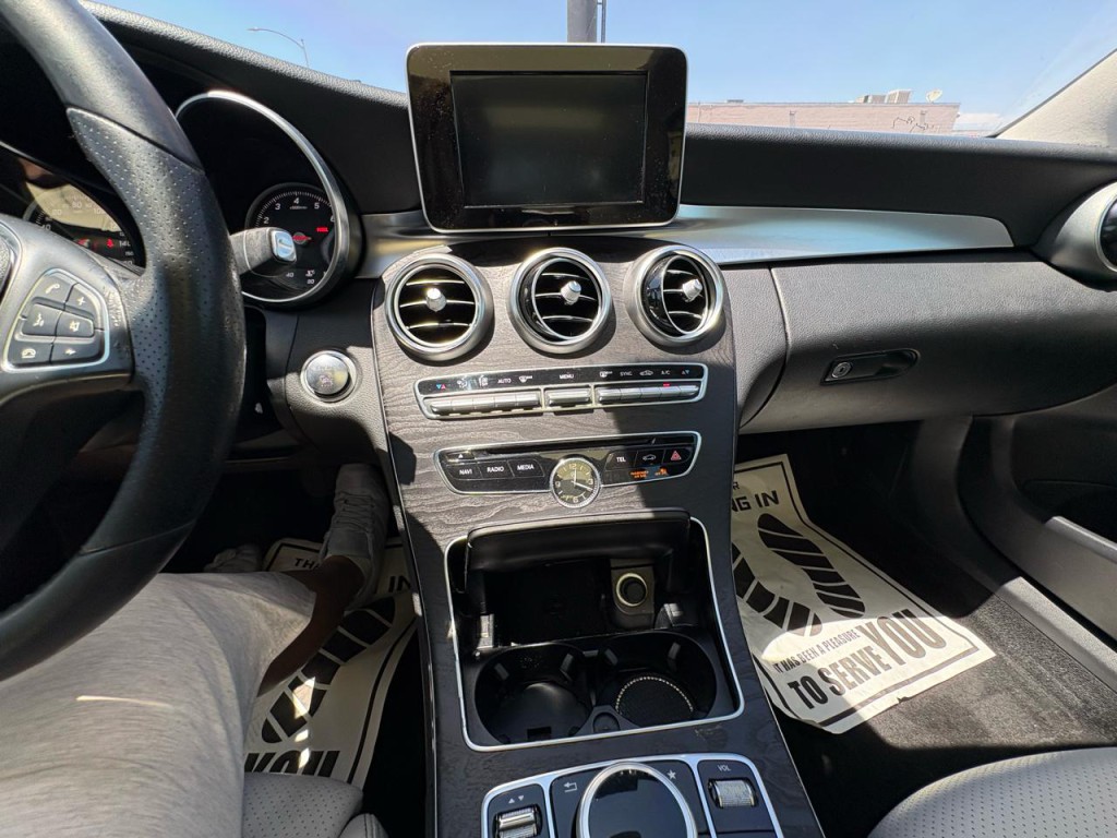 2017 Mercedes-Benz C-Class Image 14