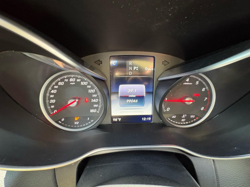 2017 Mercedes-Benz C-Class Image 16