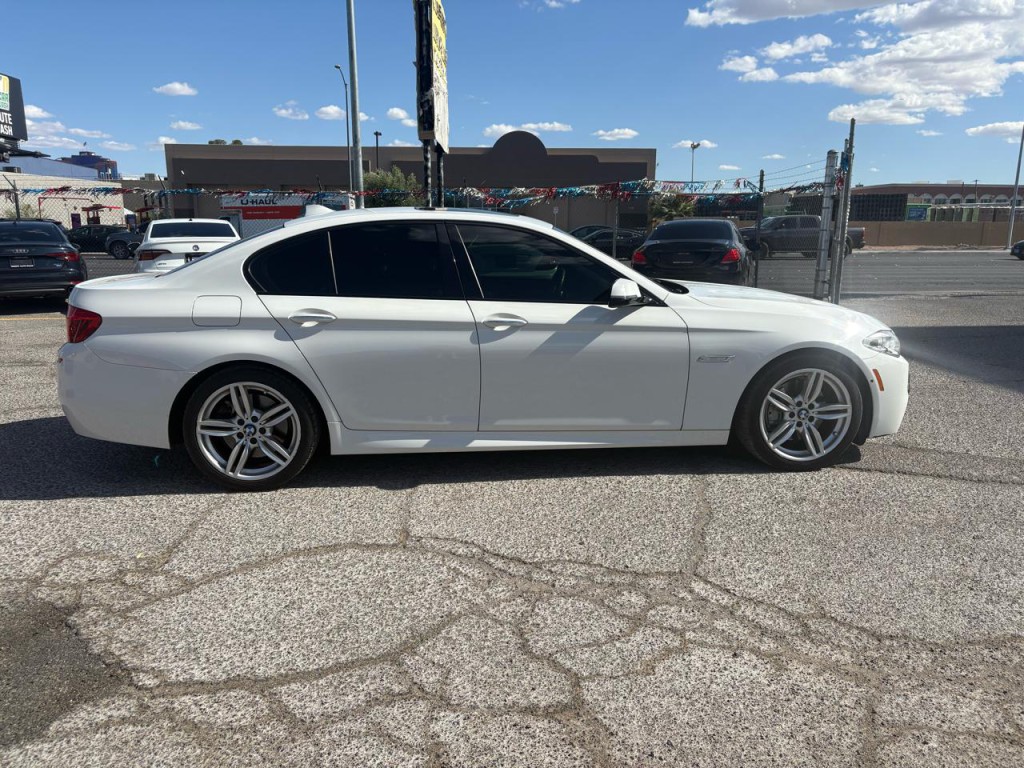 2014 BMW 5 Series Image 7