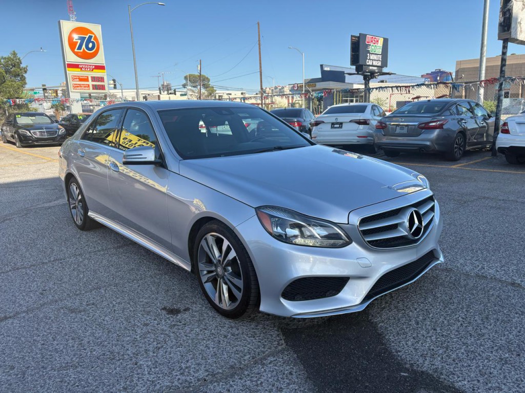 2016 Mercedes-Benz E-Class Image 8