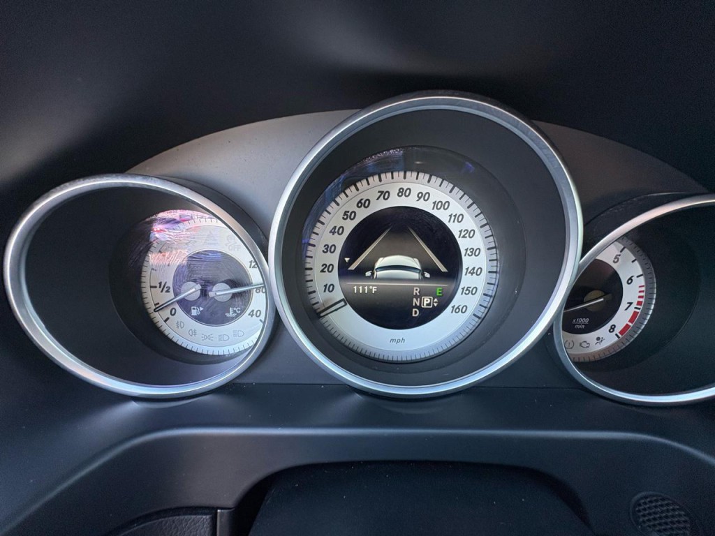2016 Mercedes-Benz E-Class Image 15