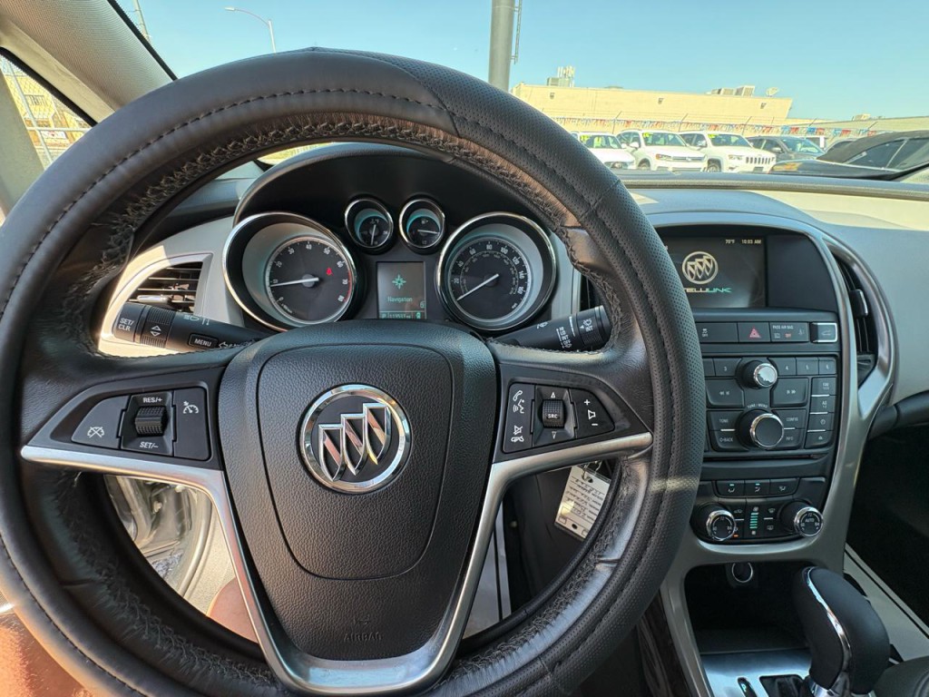 2013 Buick Verano Image 12