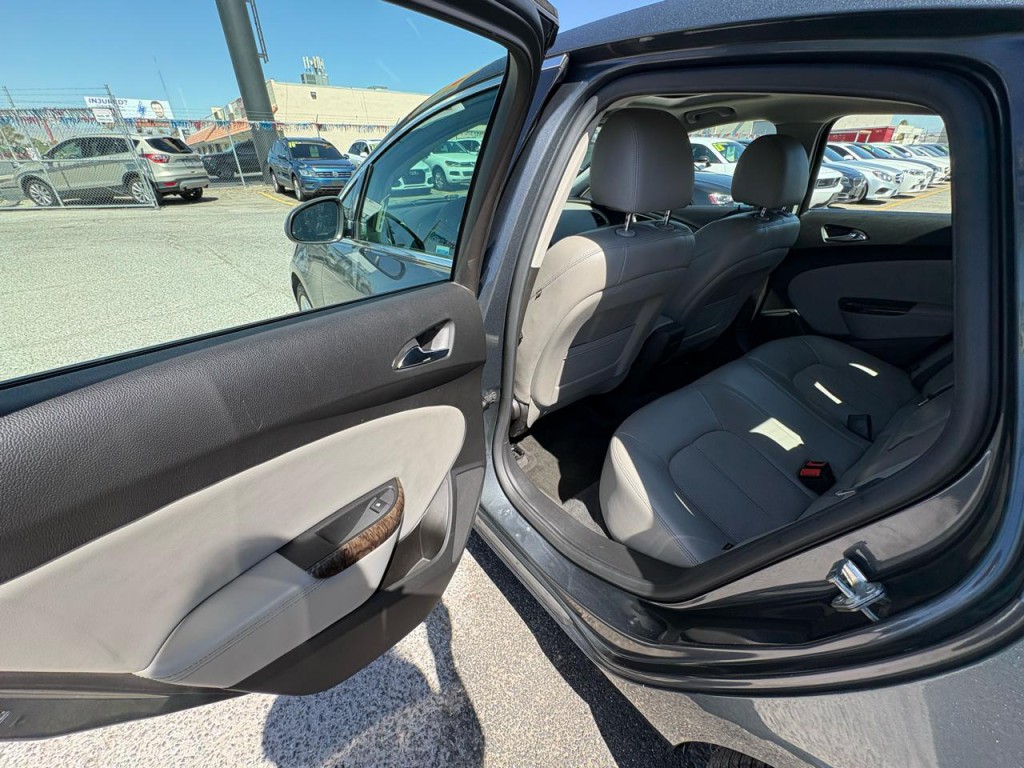 2013 Buick Verano Image 19