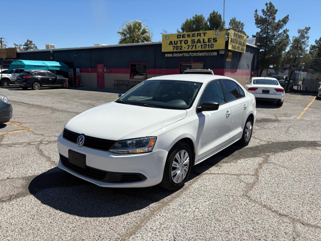 2011 Volkswagen Jetta Image 2