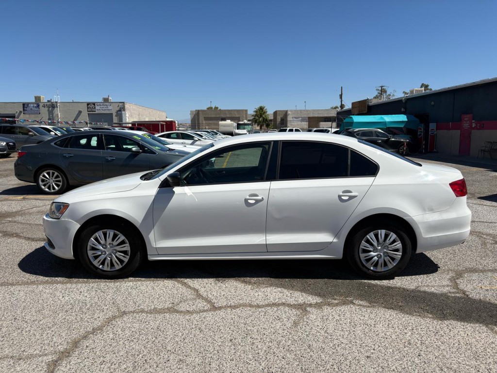 2011 Volkswagen Jetta Image 3