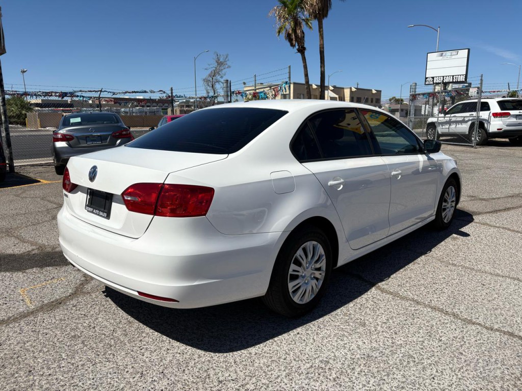 2011 Volkswagen Jetta Image 6