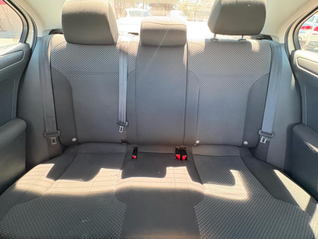 2011 Volkswagen Jetta Image 18