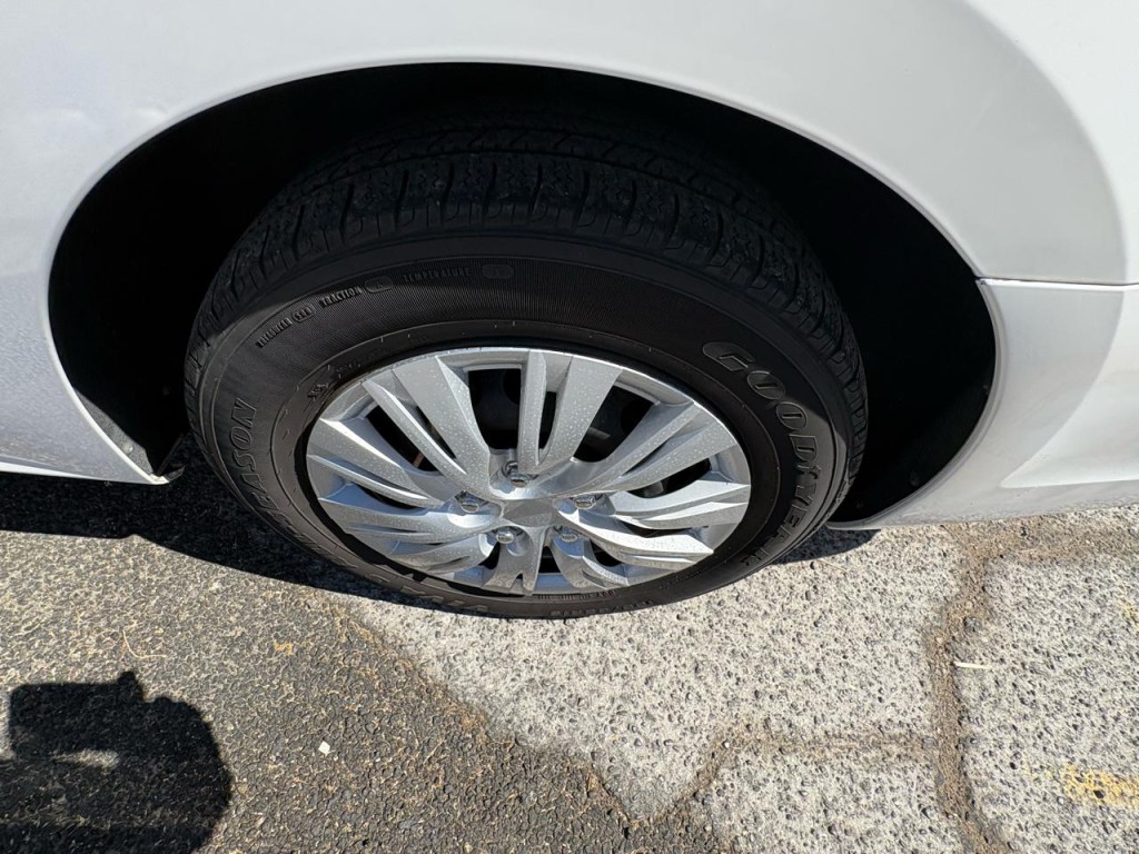 2011 Volkswagen Jetta Image 27