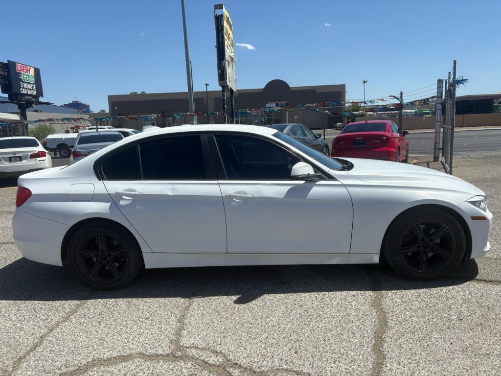 2014 BMW 3 Series Image 7