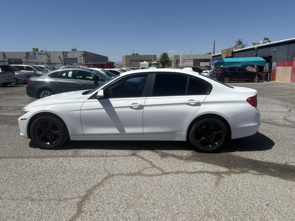 2014 BMW 3 Series Image 3
