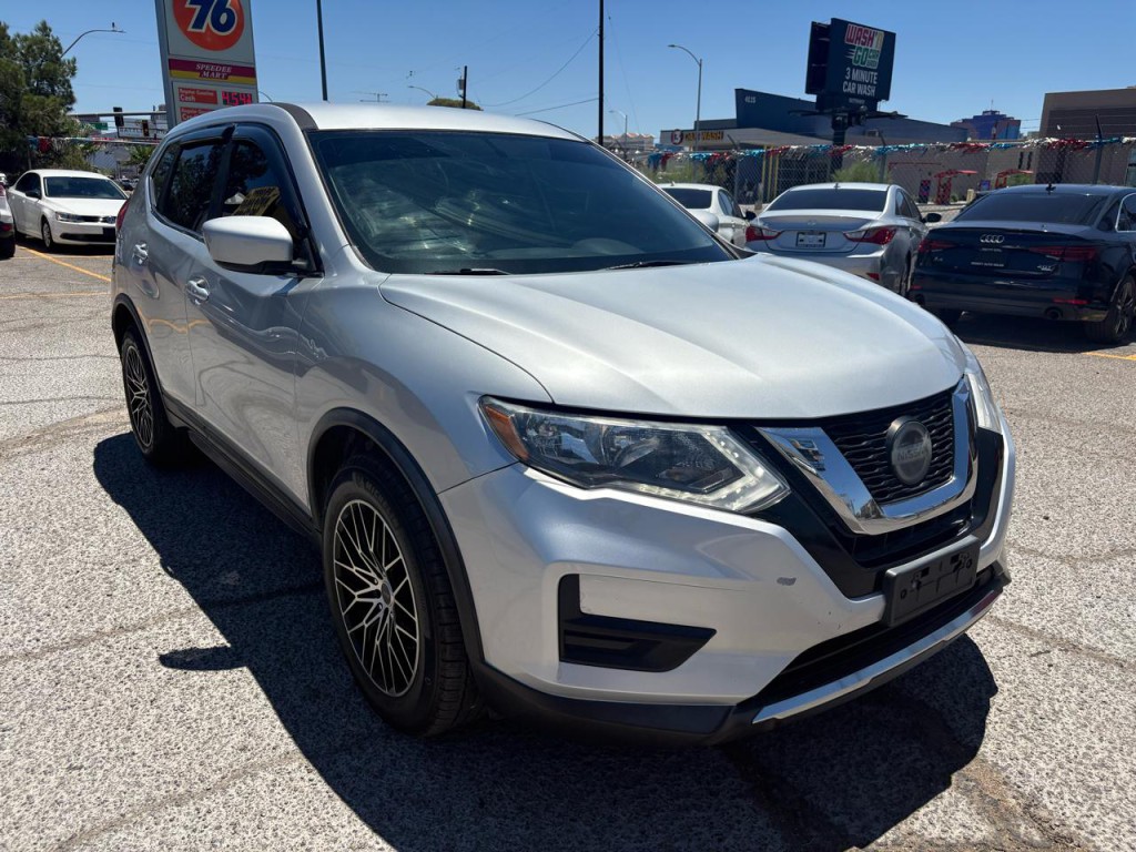 2018 Nissan Rogue Image 7