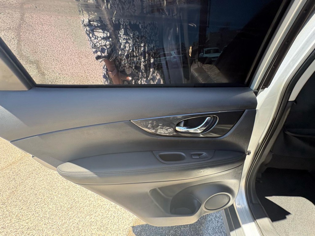 2018 Nissan Rogue Image 20