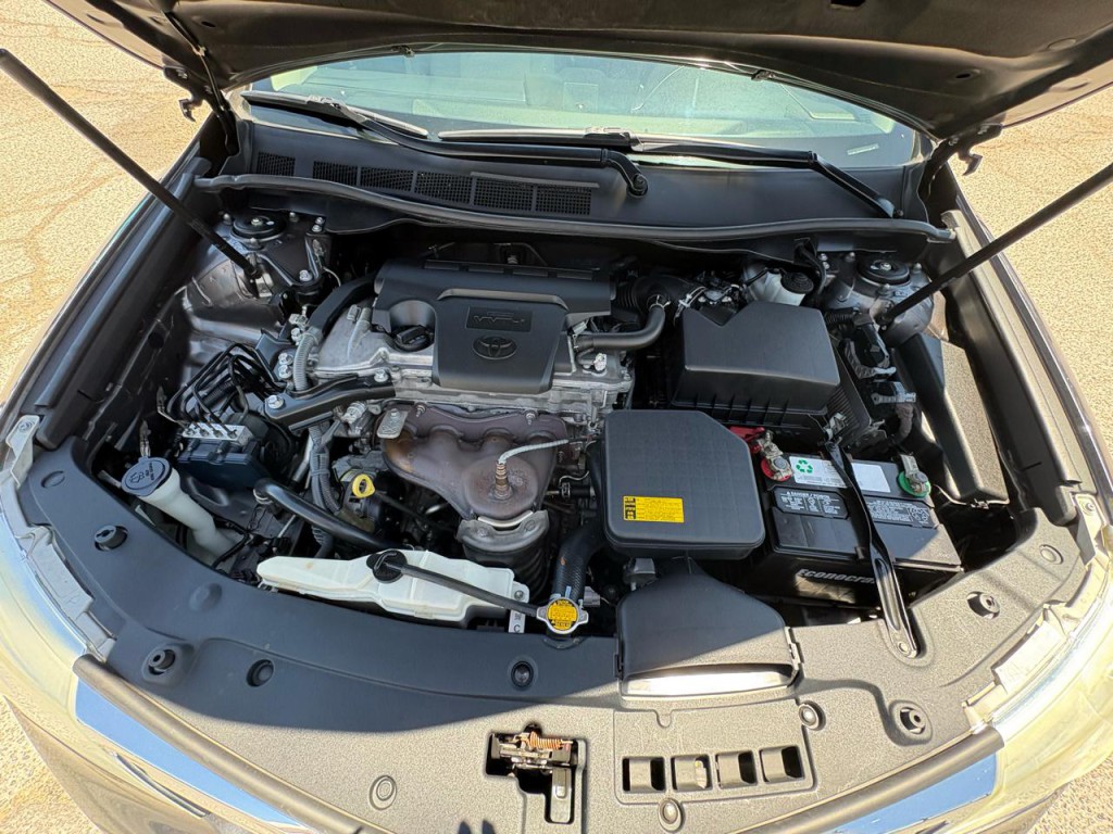 2013 Toyota Camry Image 26