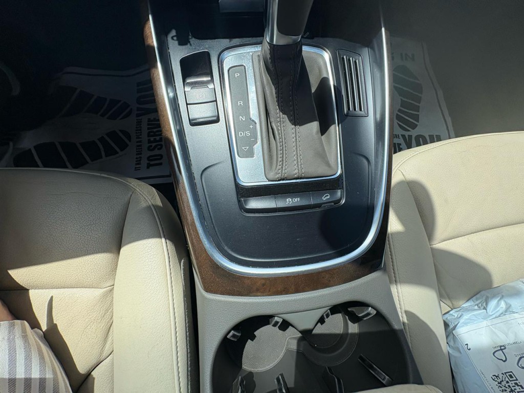 2013 Audi Q5 Image 17