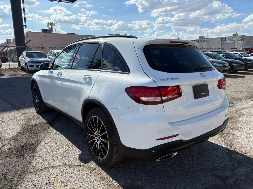 2018 Mercedes-Benz GLC-Class Image 3