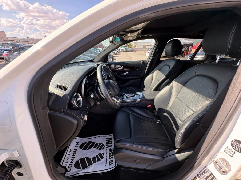 2018 Mercedes-Benz GLC-Class Image 11