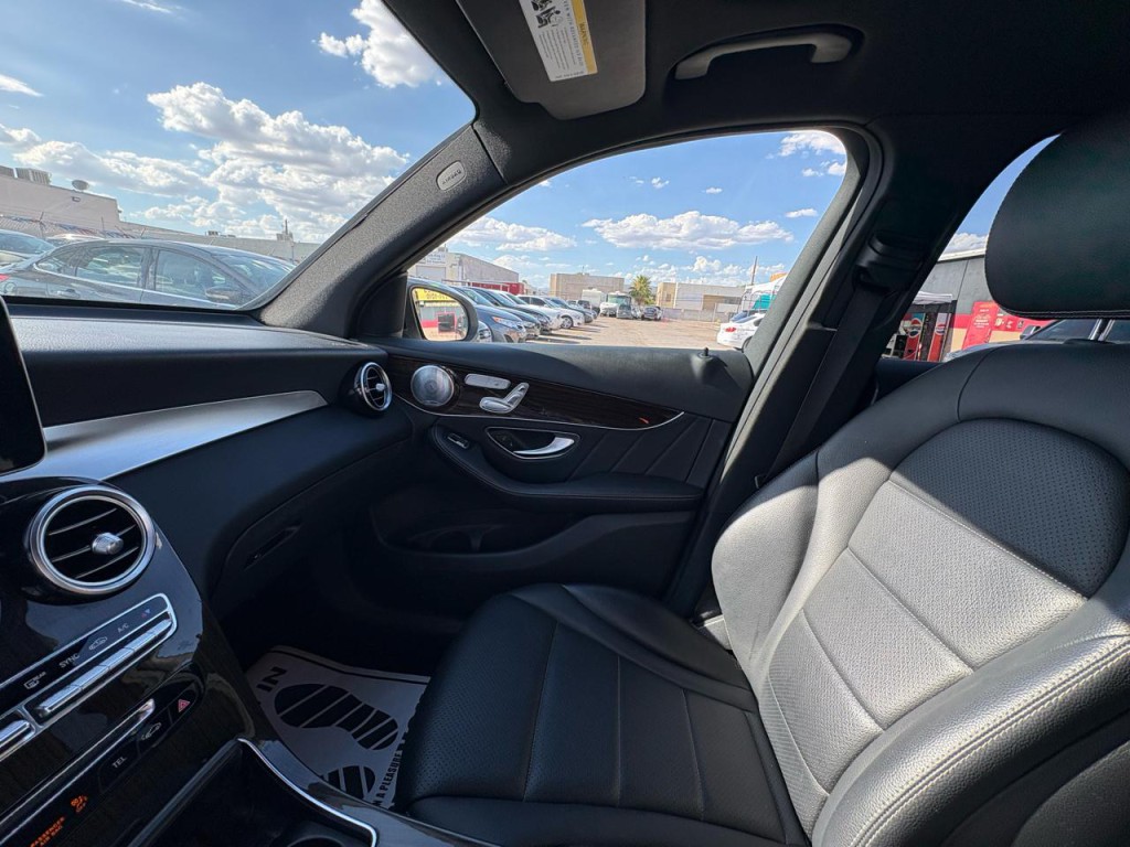 2018 Mercedes-Benz GLC-Class Image 13