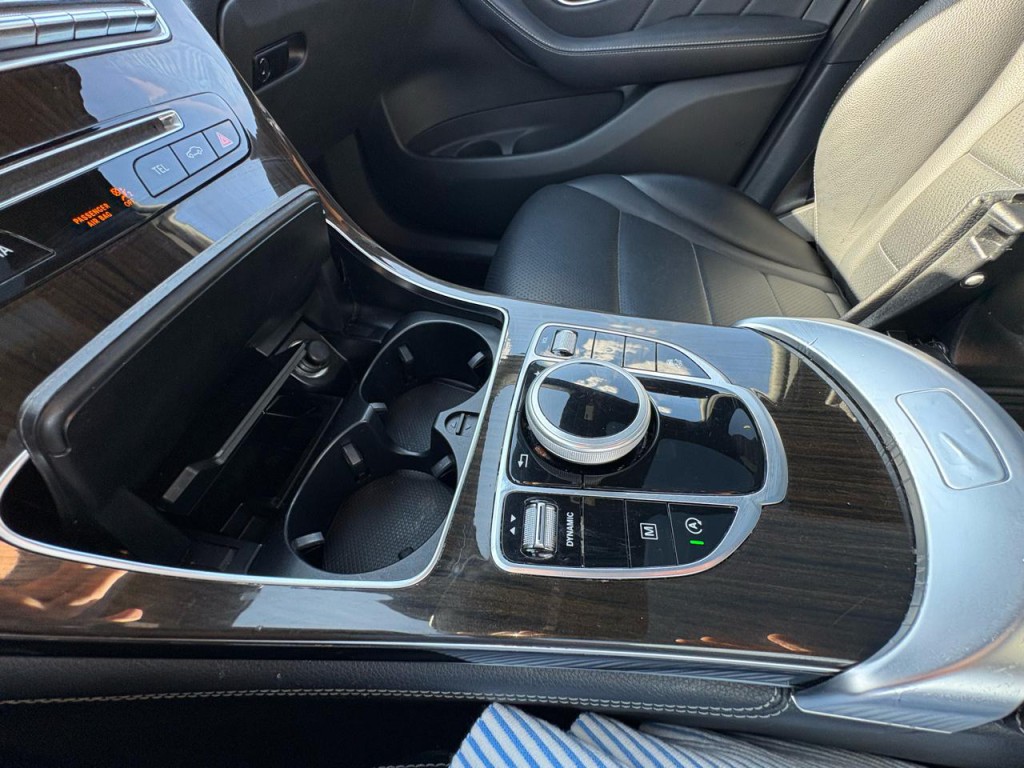 2018 Mercedes-Benz GLC-Class Image 21