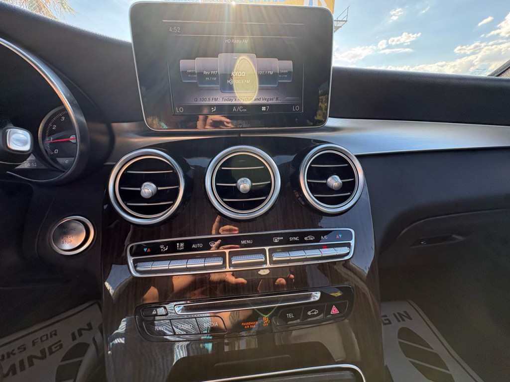 2018 Mercedes-Benz GLC-Class Image 22