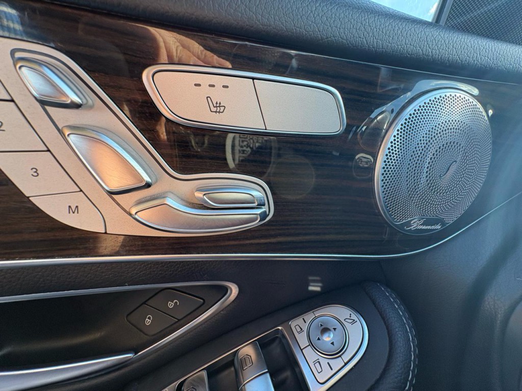 2018 Mercedes-Benz GLC-Class Image 25