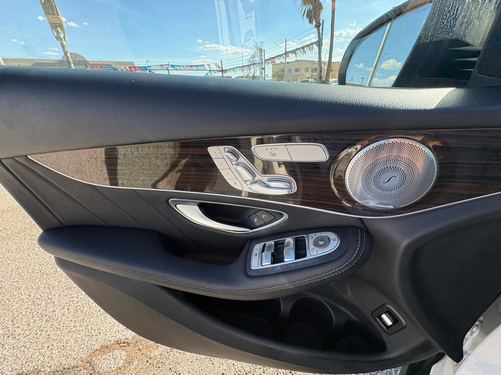 2018 Mercedes-Benz GLC-Class Image 28