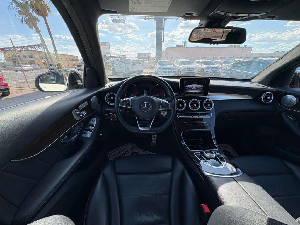 2018 Mercedes-Benz GLC-Class Image 31