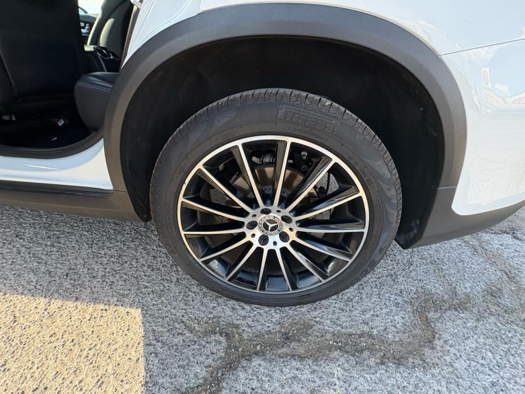 2018 Mercedes-Benz GLC-Class Image 35