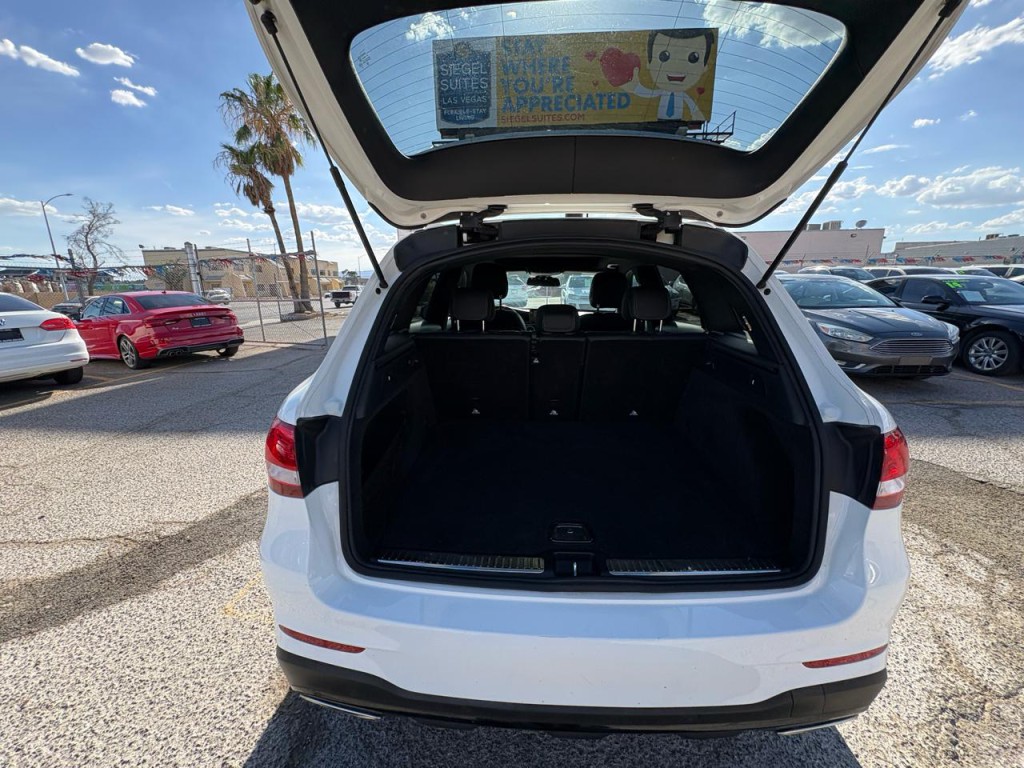 2018 Mercedes-Benz GLC-Class Image 36