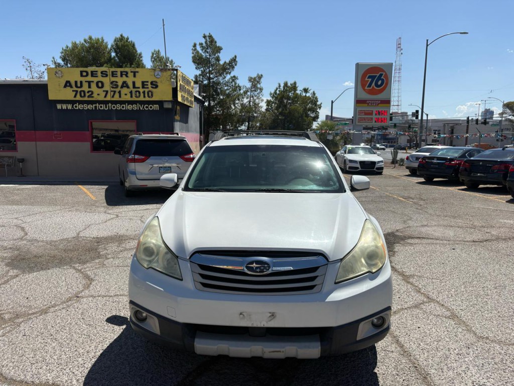 2011 Subaru Outback Image 8