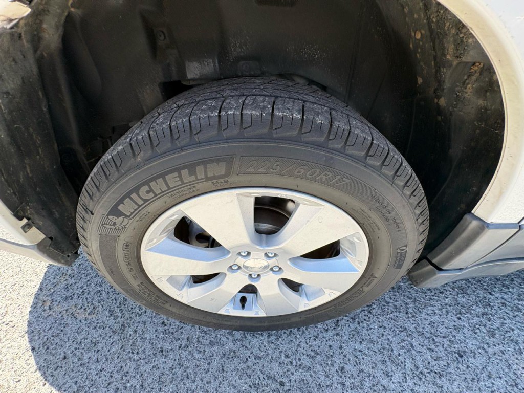 2011 Subaru Outback Image 26