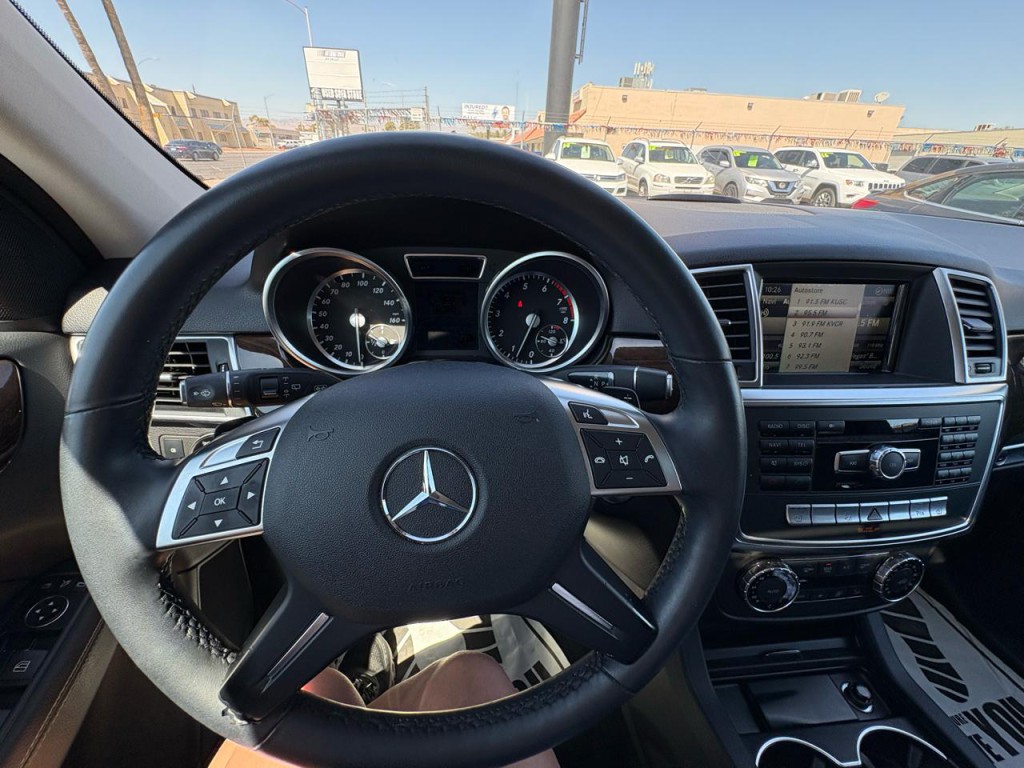 2014 Mercedes-Benz M-Class Image 14