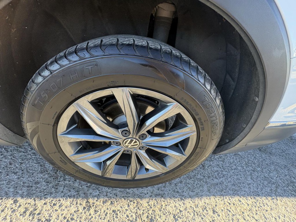 2022 Volkswagen Tiguan Image 23