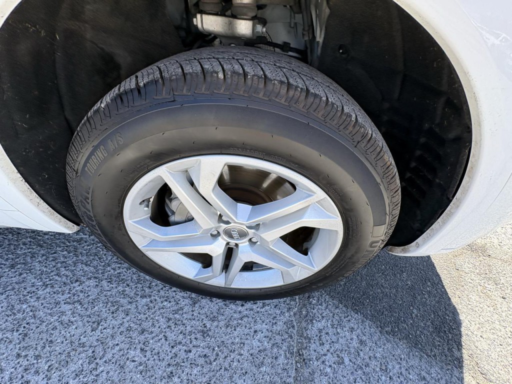 2018 Audi Q5 Image 33