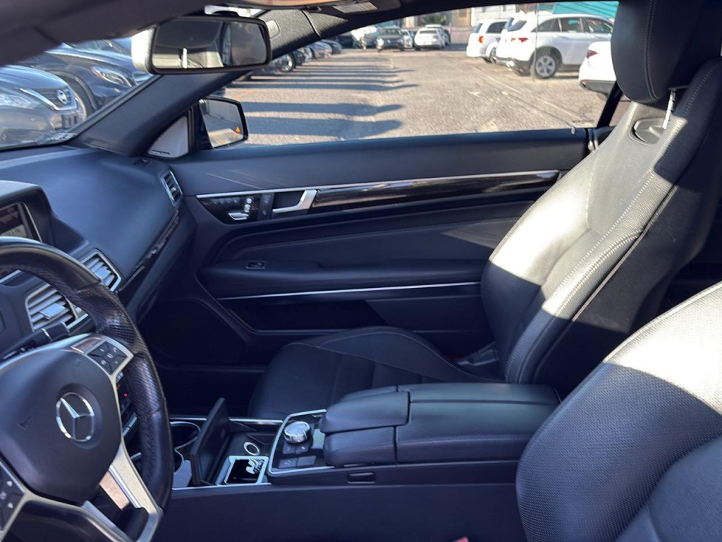 2015 Mercedes-Benz E-Class Image 13
