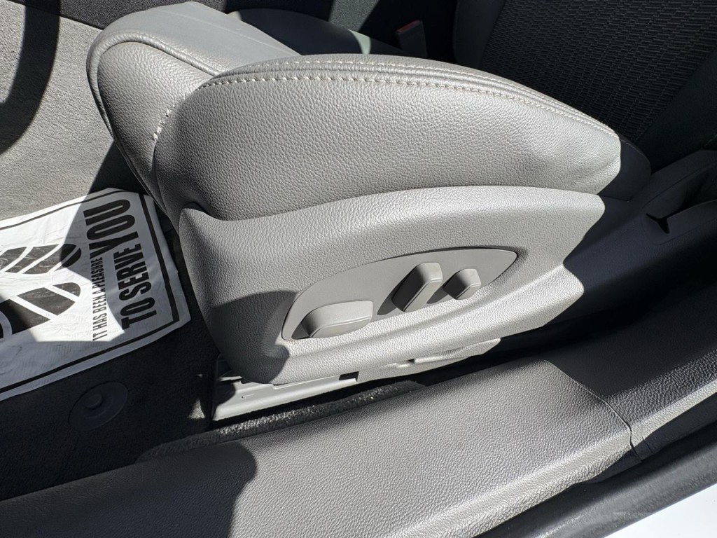 2018 Chevrolet Impala Image 11