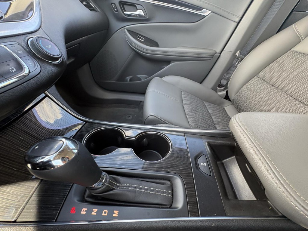 2018 Chevrolet Impala Image 20