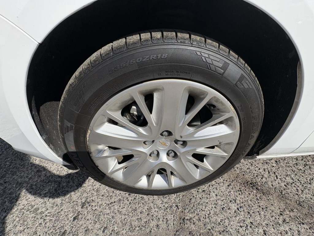 2018 Chevrolet Impala Image 24