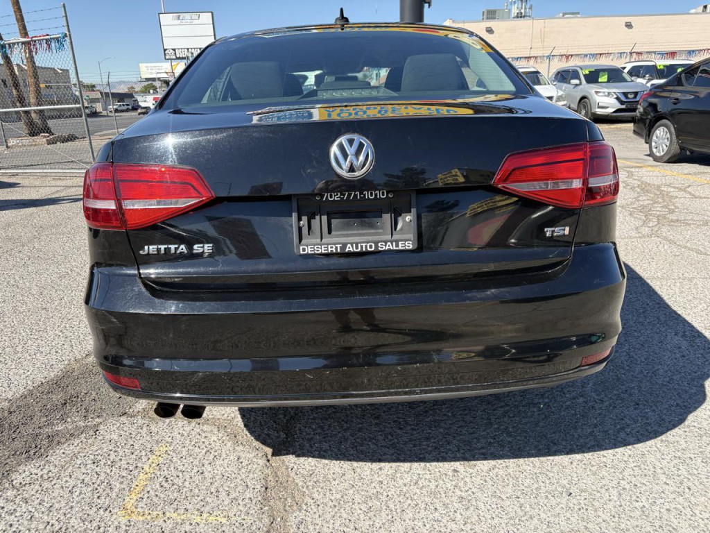 2015 Volkswagen Jetta Image 4