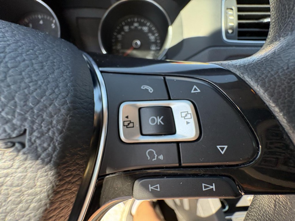 2015 Volkswagen Jetta Image 20