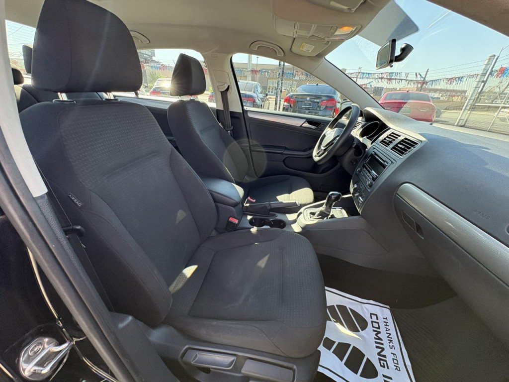 2015 Volkswagen Jetta Image 27