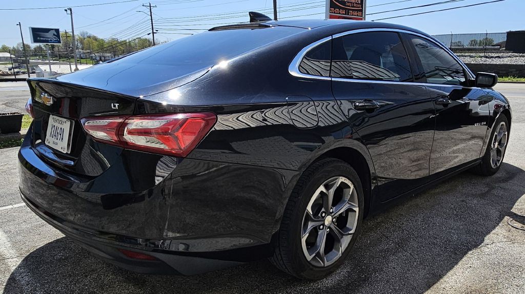 2021 Chevrolet Malibu Image 4