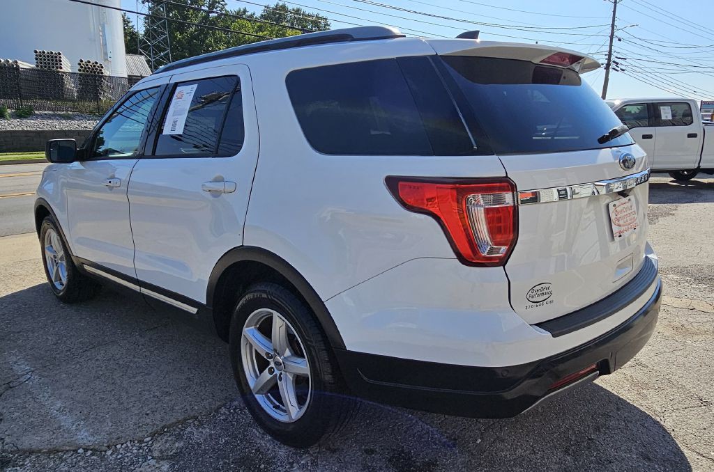 2019 Ford Explorer Image 6