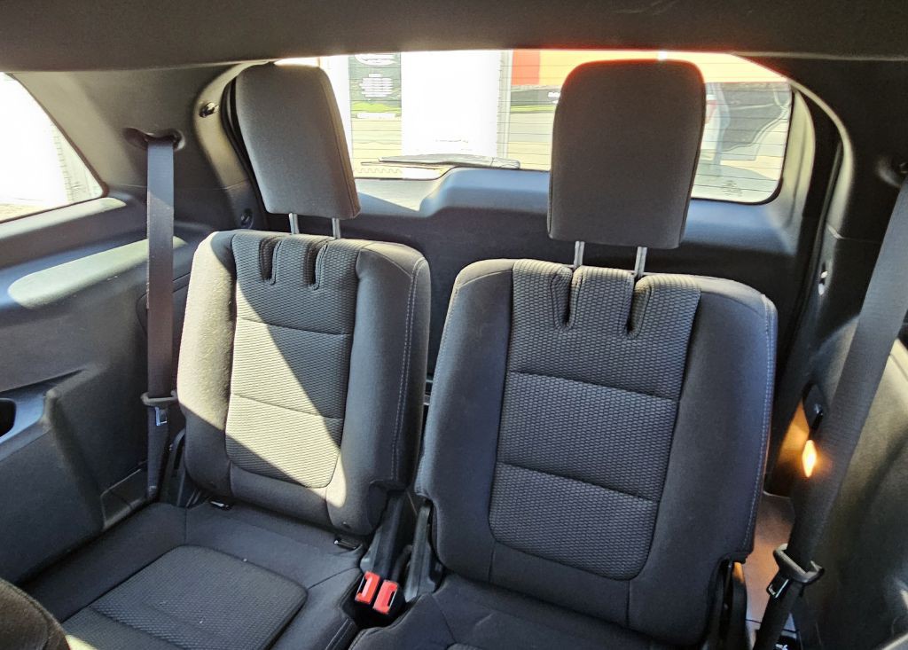 2019 Ford Explorer Image 16